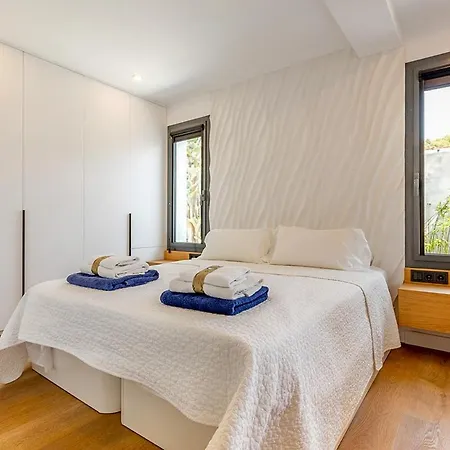 Vallpineda Villa